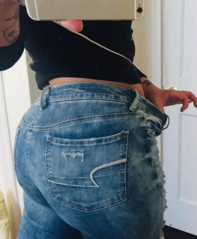 Well hi to everyone that sorts by new ✨