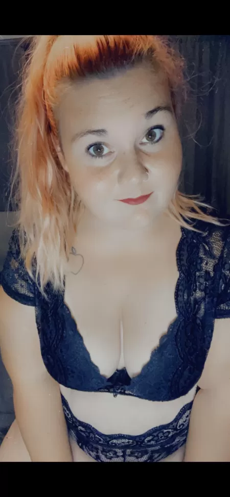 Well, would you fuck me? 😈 Well, would you fuck me? 😈