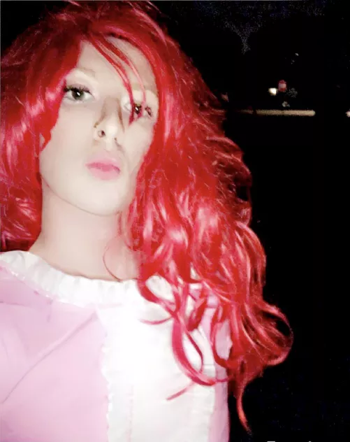 Went for a walk of shame around my neighborhood and still feel my heart in my stomach. I got picked up by so many cameras and noticed by a few different cars but feeling intense shame is just part of being a sissy 🥺