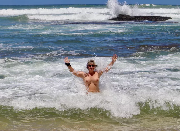 What a great feeling to live my life the way i want to. Naked for ever. 🥰