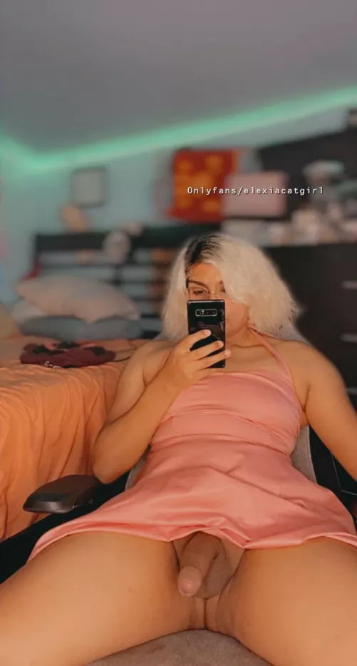 what a nice date you took me to, now get on your knees and suck my cock.