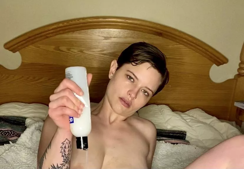 What am I up to? 😏