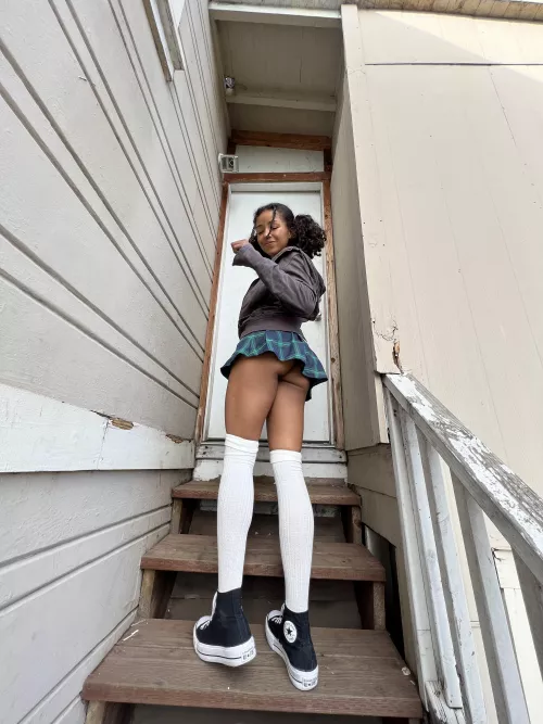 What are u doin down there? Cmon!