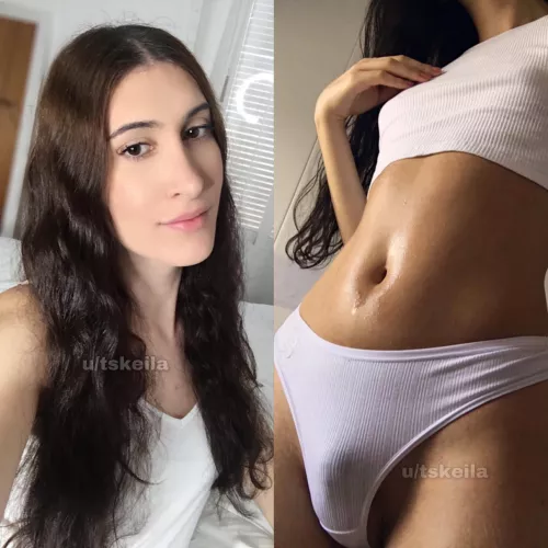 What are you kissing first? 👀😏