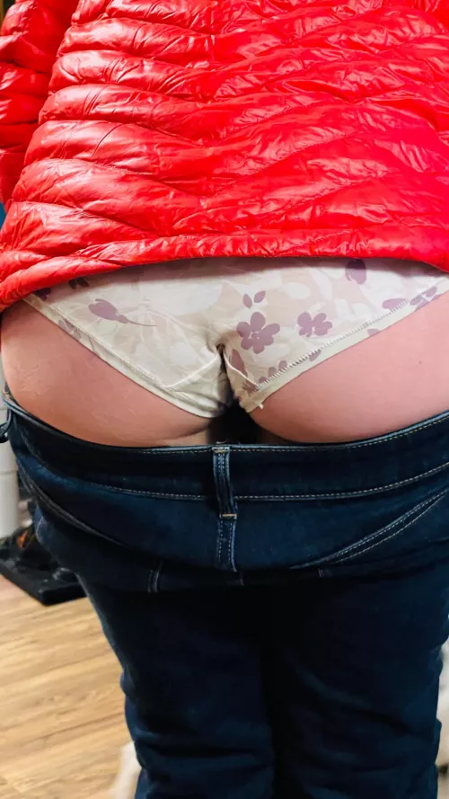 What are you looking for today?? Aim for happy, repeat clients 🥰😘 [f][pay-to-play] OnlyFans, sexting, GF or text experience, videos, nudes, panties… ASK ✨ Please be direct 😘