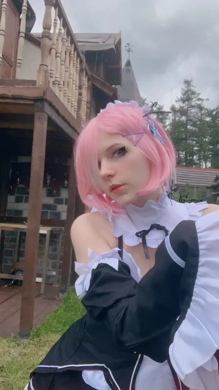 What can I do for you today? Do you enjoy my makeup? What can I do for you today? Do you enjoy my makeup?