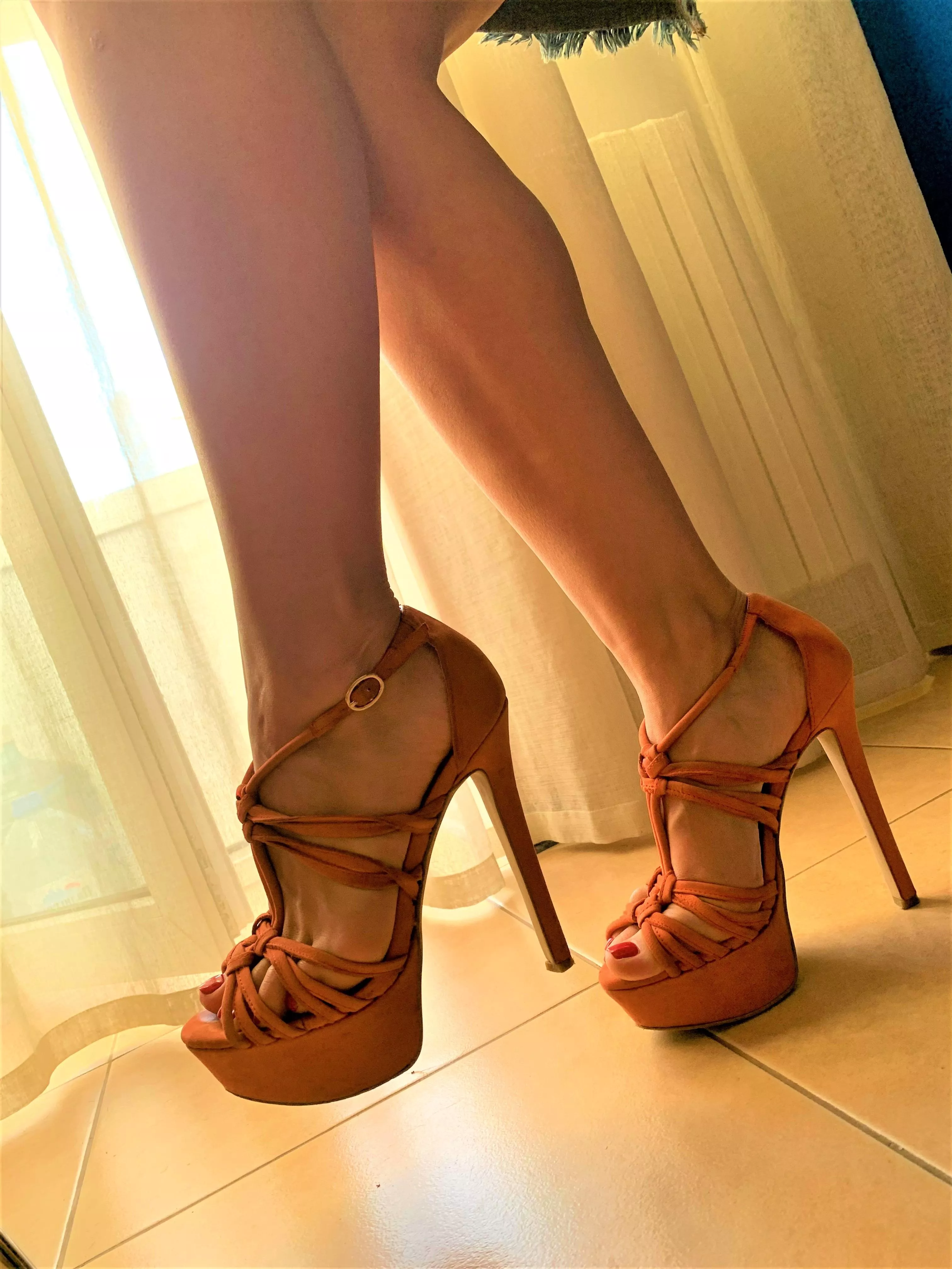 What desires do you have when you see these feet?πππ What desires do you have when you see these feet?πππ