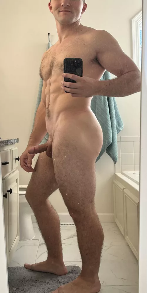 What dirty things would you do to me in this bathroom?