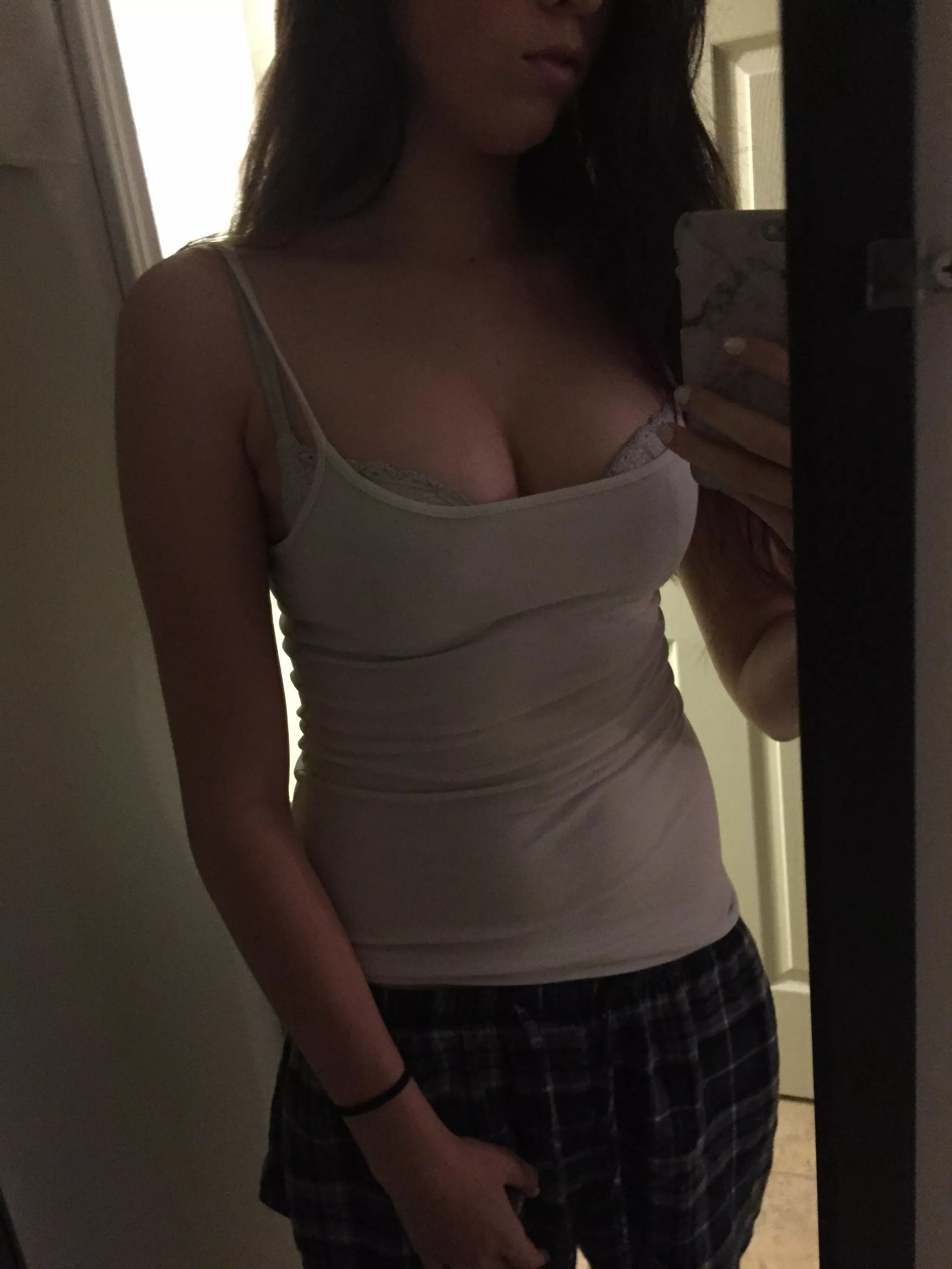 What do u like about my gf lol What do u like about my gf lol