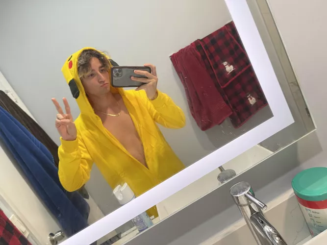 What do we think of my pikachu onesie 😼 What do we think of my pikachu onesie 😼