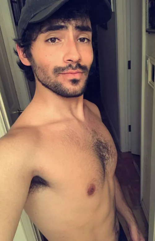 What do y’all think about the beard?