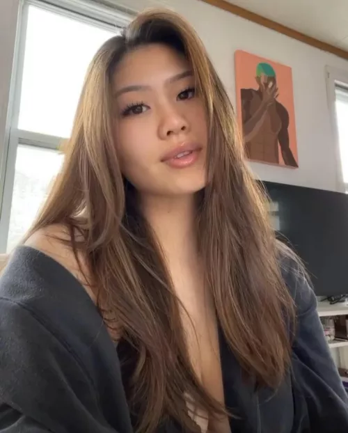 What do you do if she stares at you like this? 🥵 What do you do if she stares at you like this? 🥵