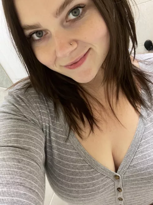 What do you notice about me first?