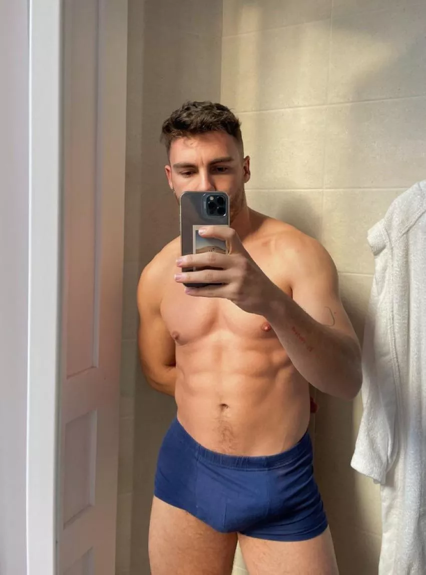 What do you see 👀💙 What do you see 👀💙