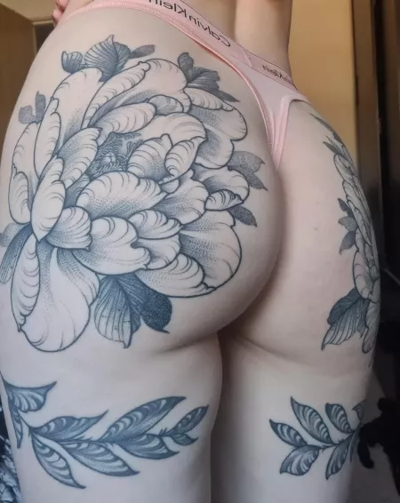 What do you think about a tattooed ass? What do you think about a tattooed ass?