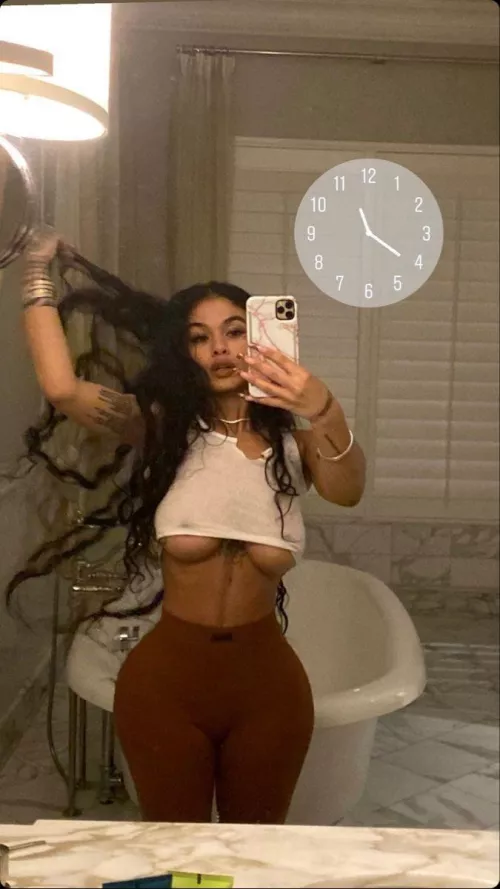 What does the clock say