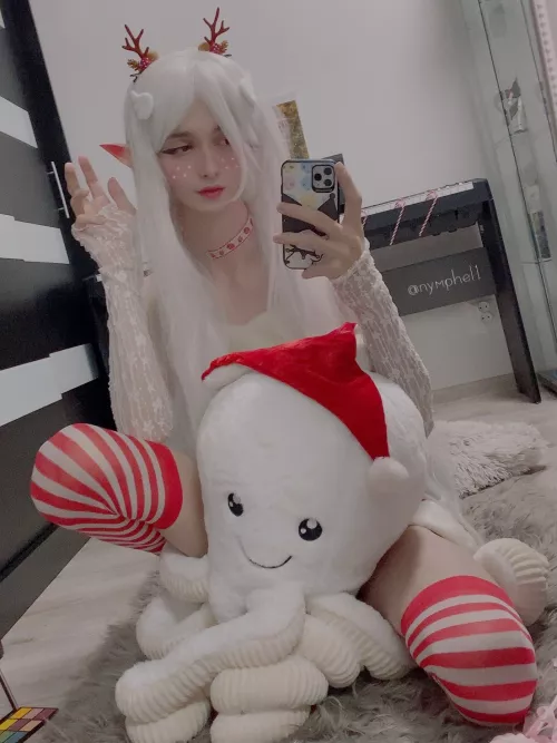 what gift would you like for christmas? (beside me hehe) 🤍❤️