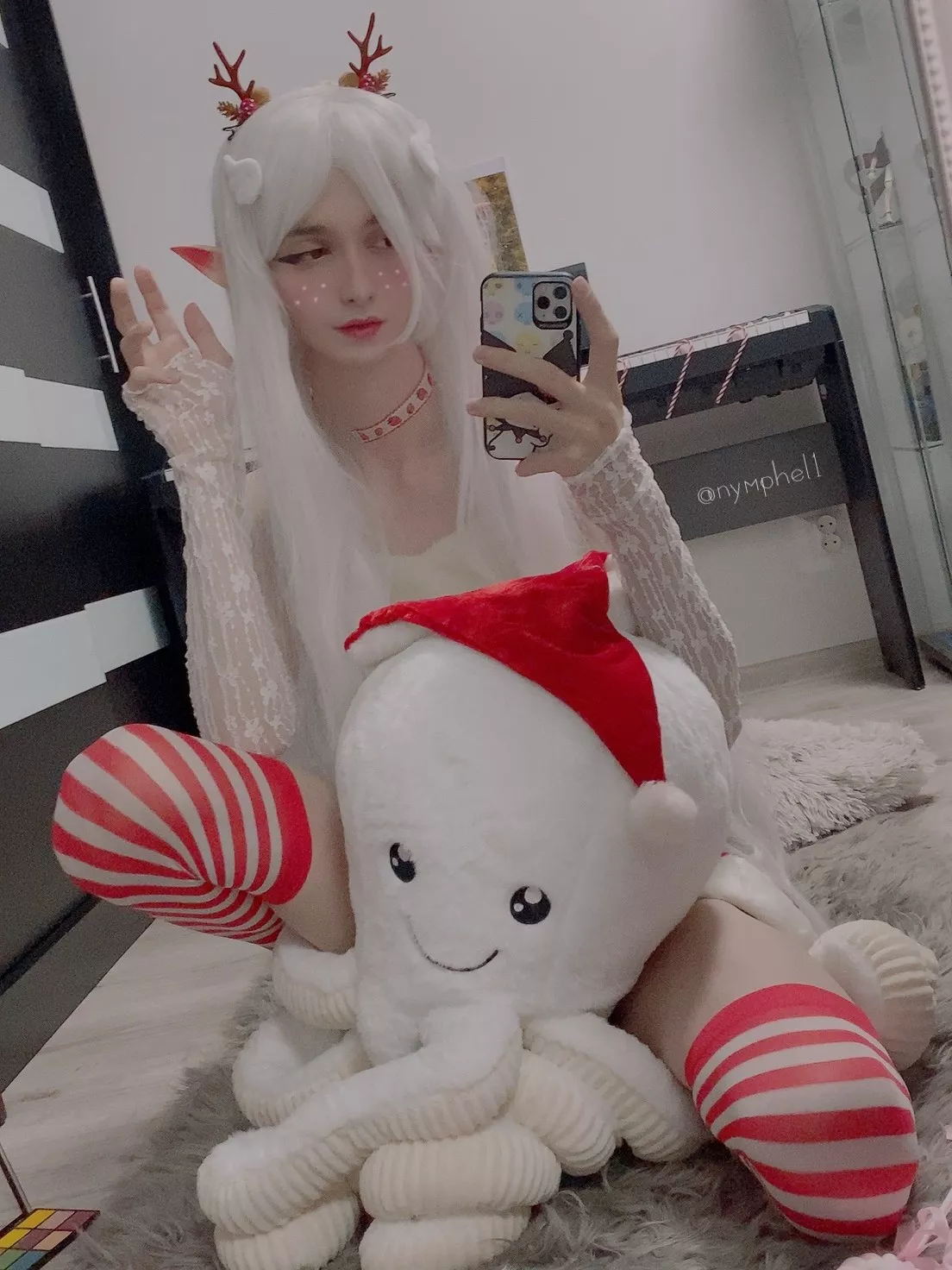 what gift would you like for christmas? (beside me hehe) 🤍❤️