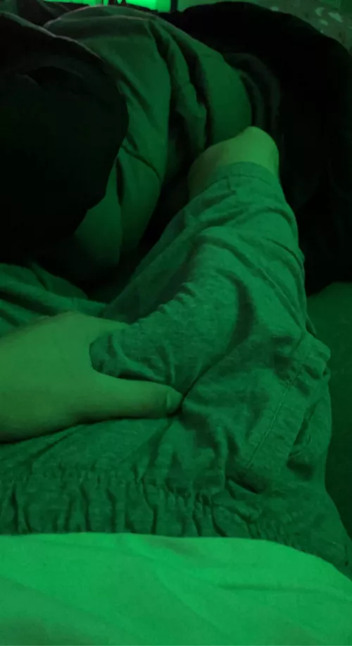 What happens when i lay in bed too long 🤷♂️