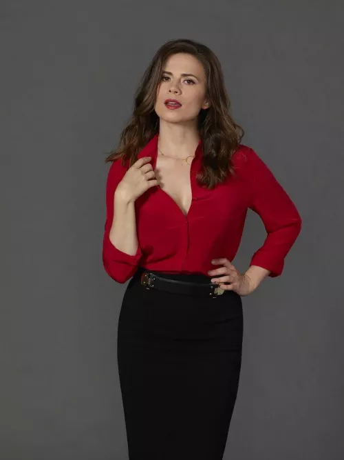 What I’d give to see Hayley Atwell rip off that shirt and start playing with her big tits What I’d give to see Hayley Atwell rip off that shirt and start playing with her big tits