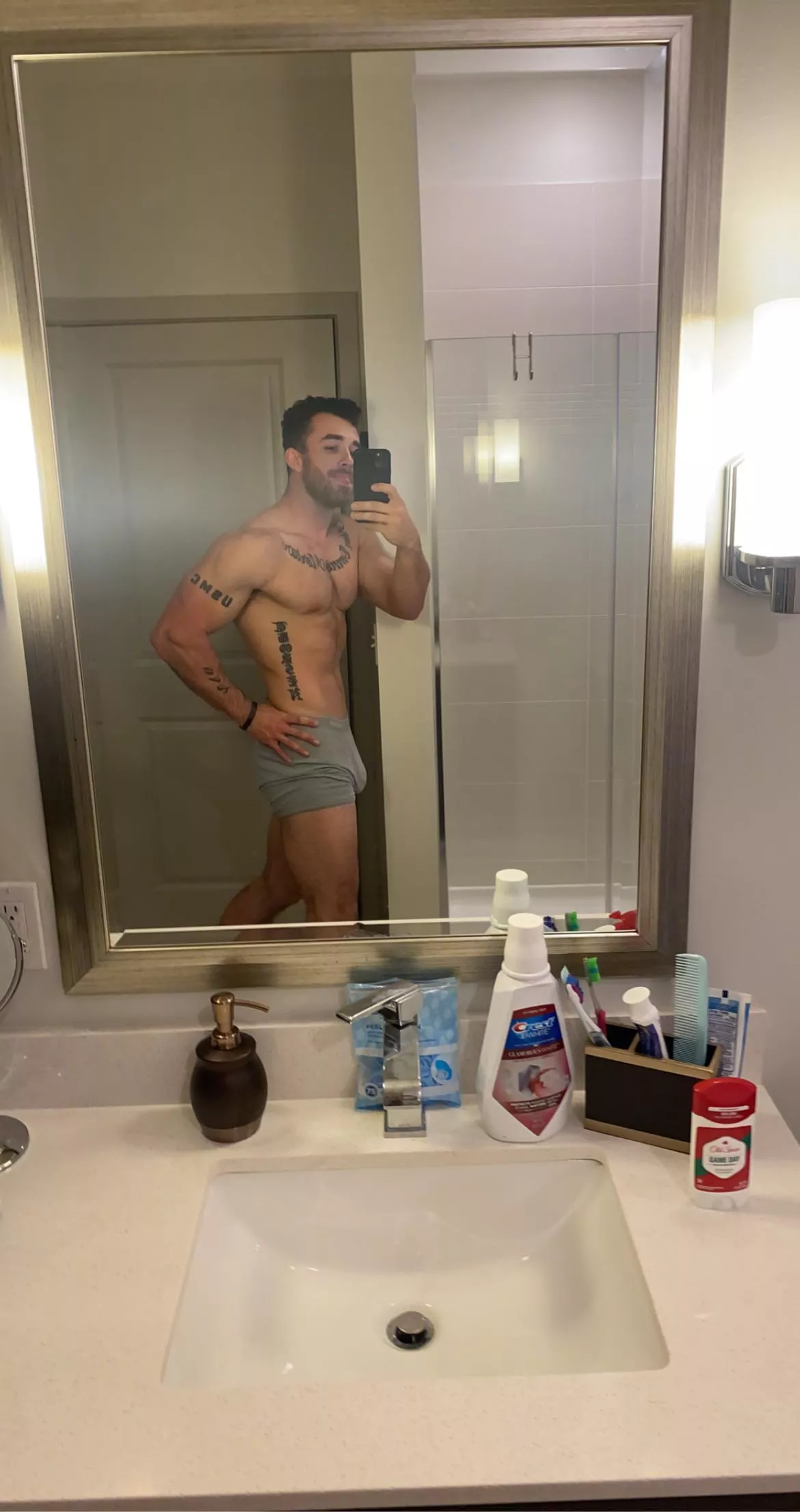 what kind of content should i post next? where else should i post? any ideas? 🤷🏻‍♂️