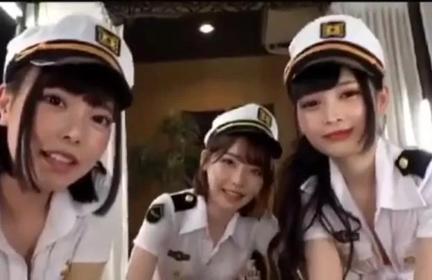 What movie is this again? I'm pretty sure that's Eimi Fukada on the middle What movie is this again? I'm pretty sure that's Eimi Fukada on the middle