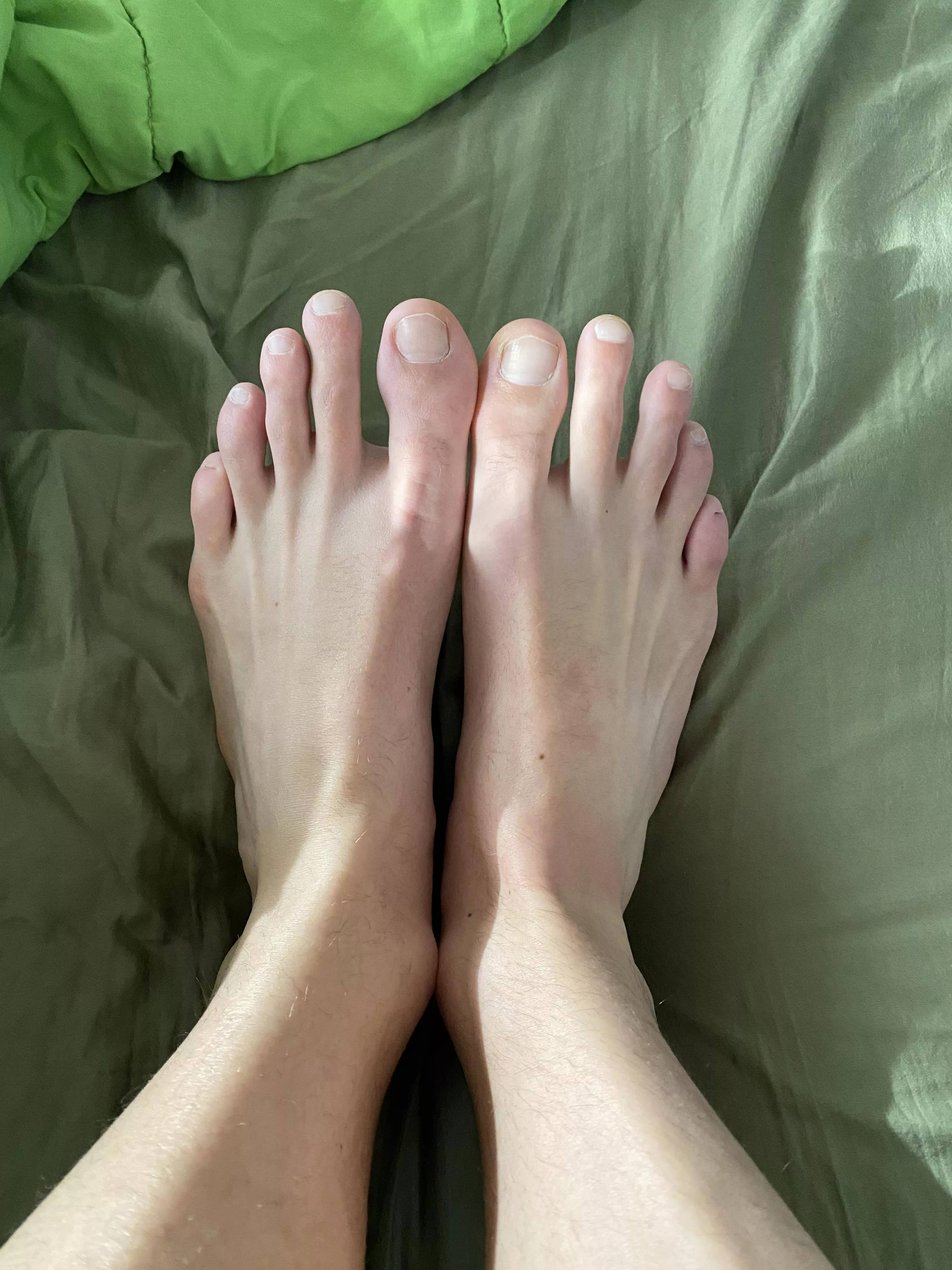 what size shoe do you think i wear? 🤪 i’m 6’2” btw…