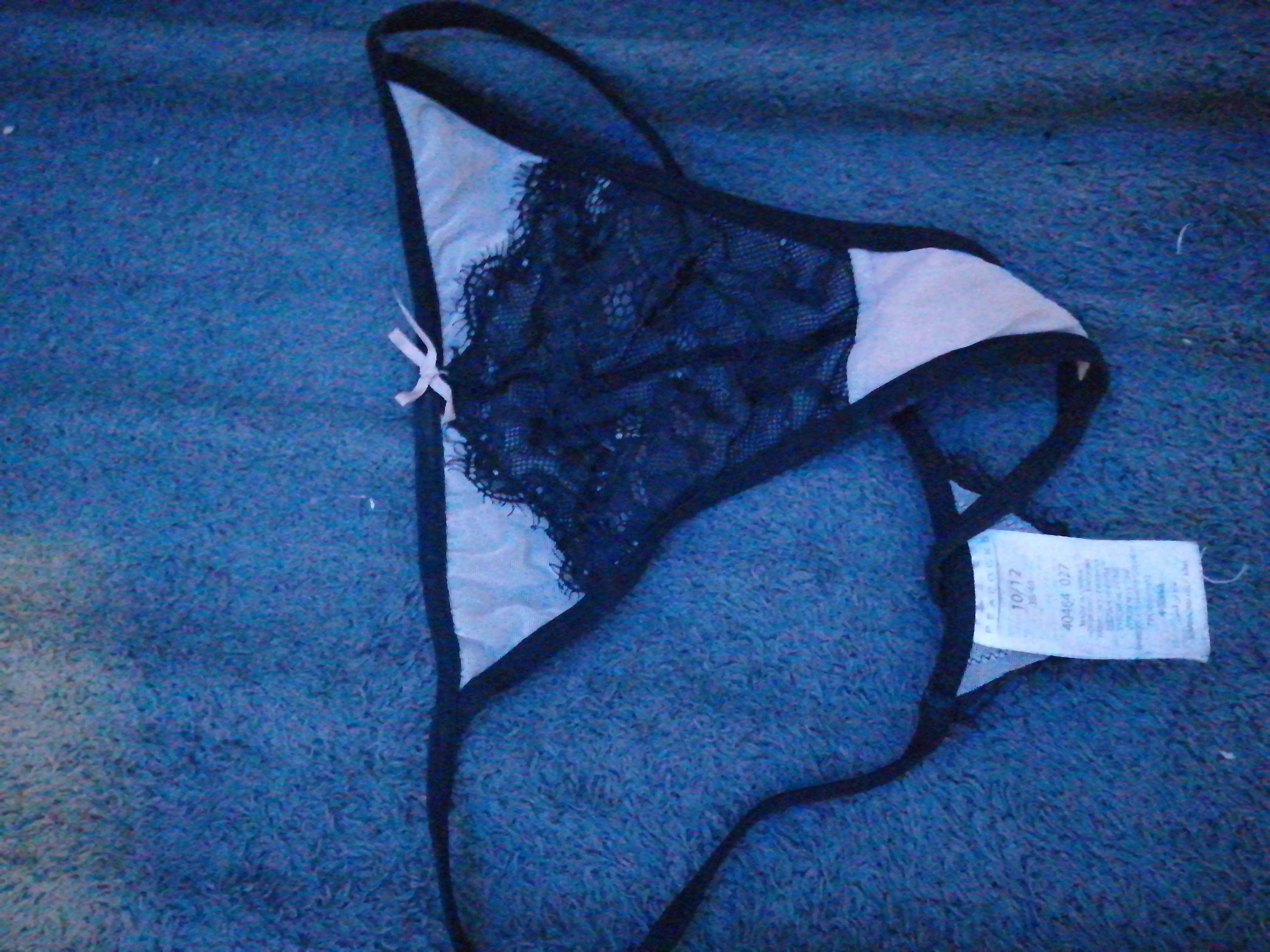 What u think of my mom's thongs