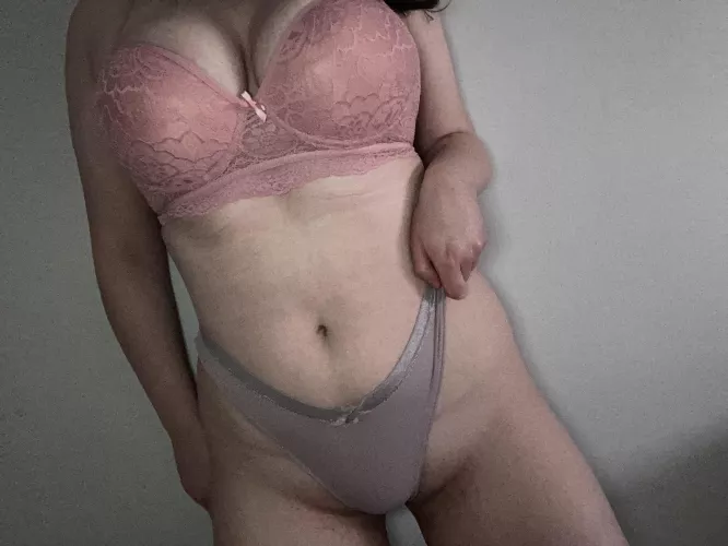 What underwear should I wear on our first date? What underwear should I wear on our first date?