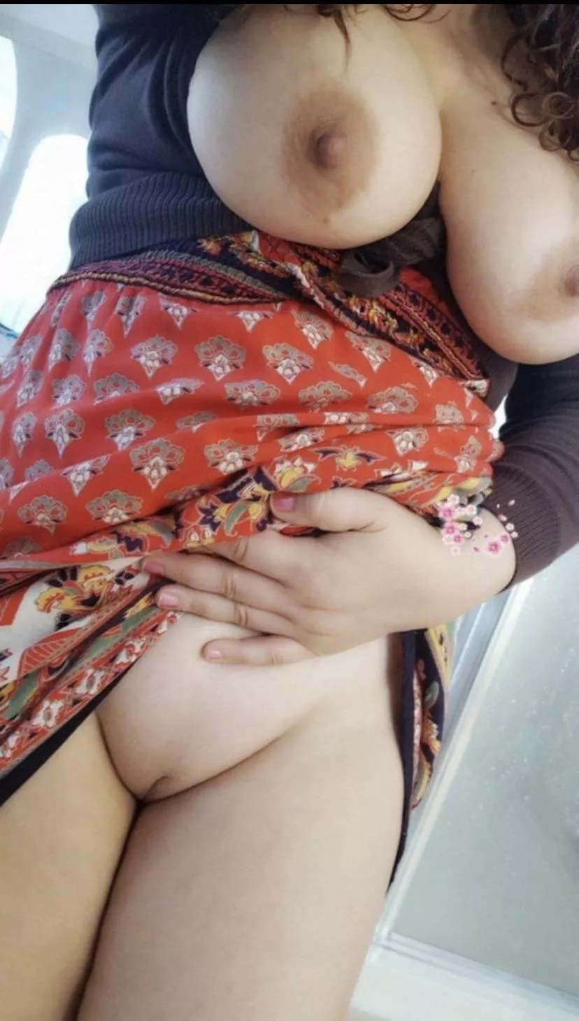 What will you do with this clean shaven pussy and those tits 😉