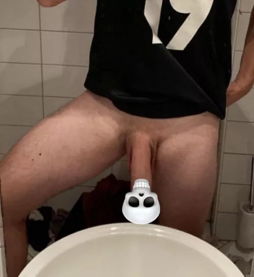 what would u do if i entered the locker room like this?