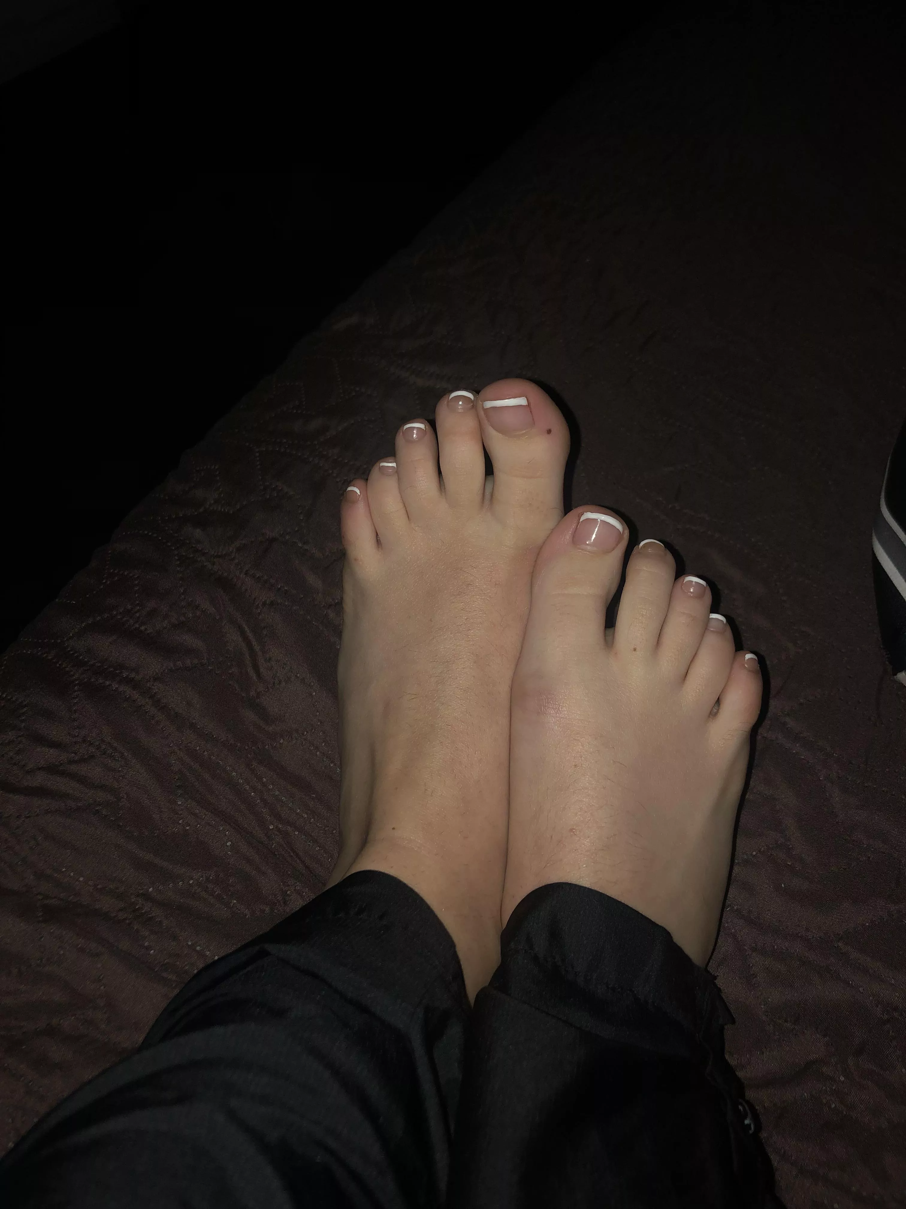 What would u do to my sexy feet 👀😈 What would u do to my sexy feet 👀😈