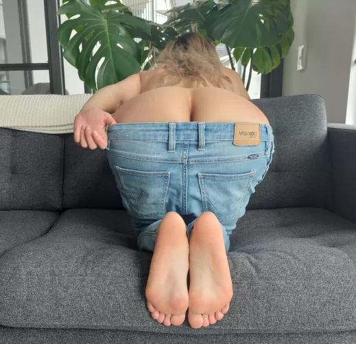 What would you do first? Take off my tight jeans for a spanking or play with my feet?