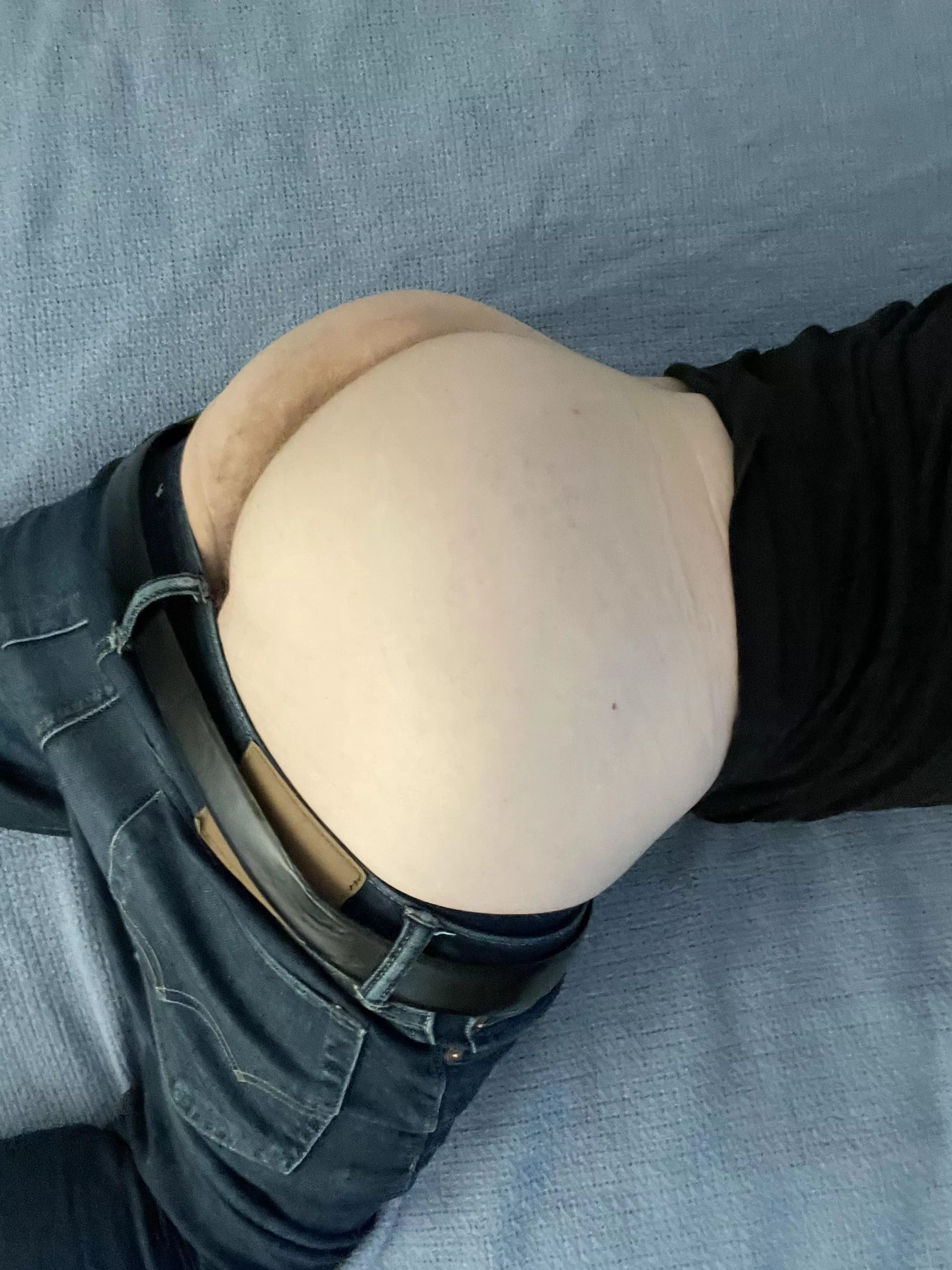 What would you do to my 🍑?