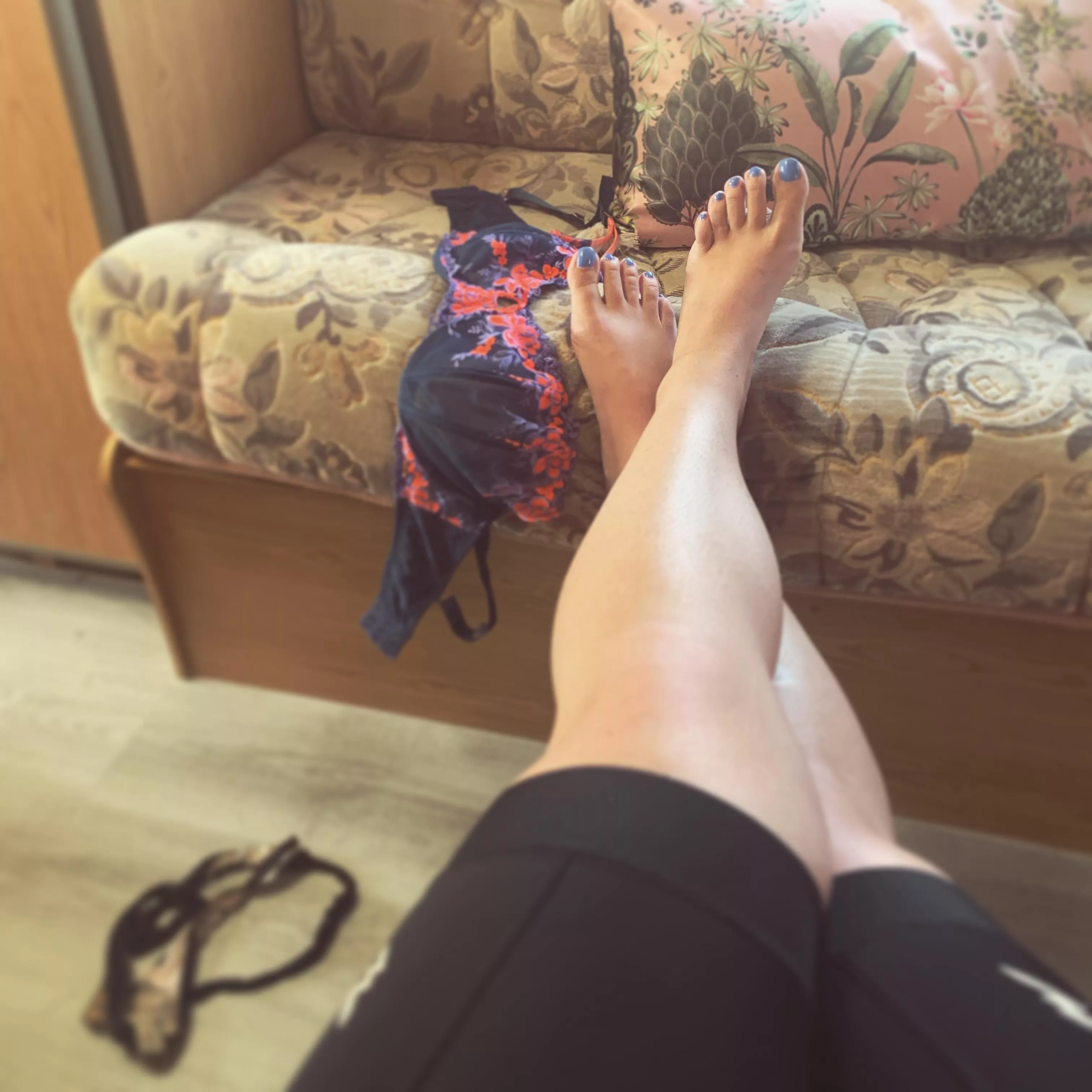 What would you do to my feet? ππ¦ΆπΌ What would you do to my feet? ππ¦ΆπΌ