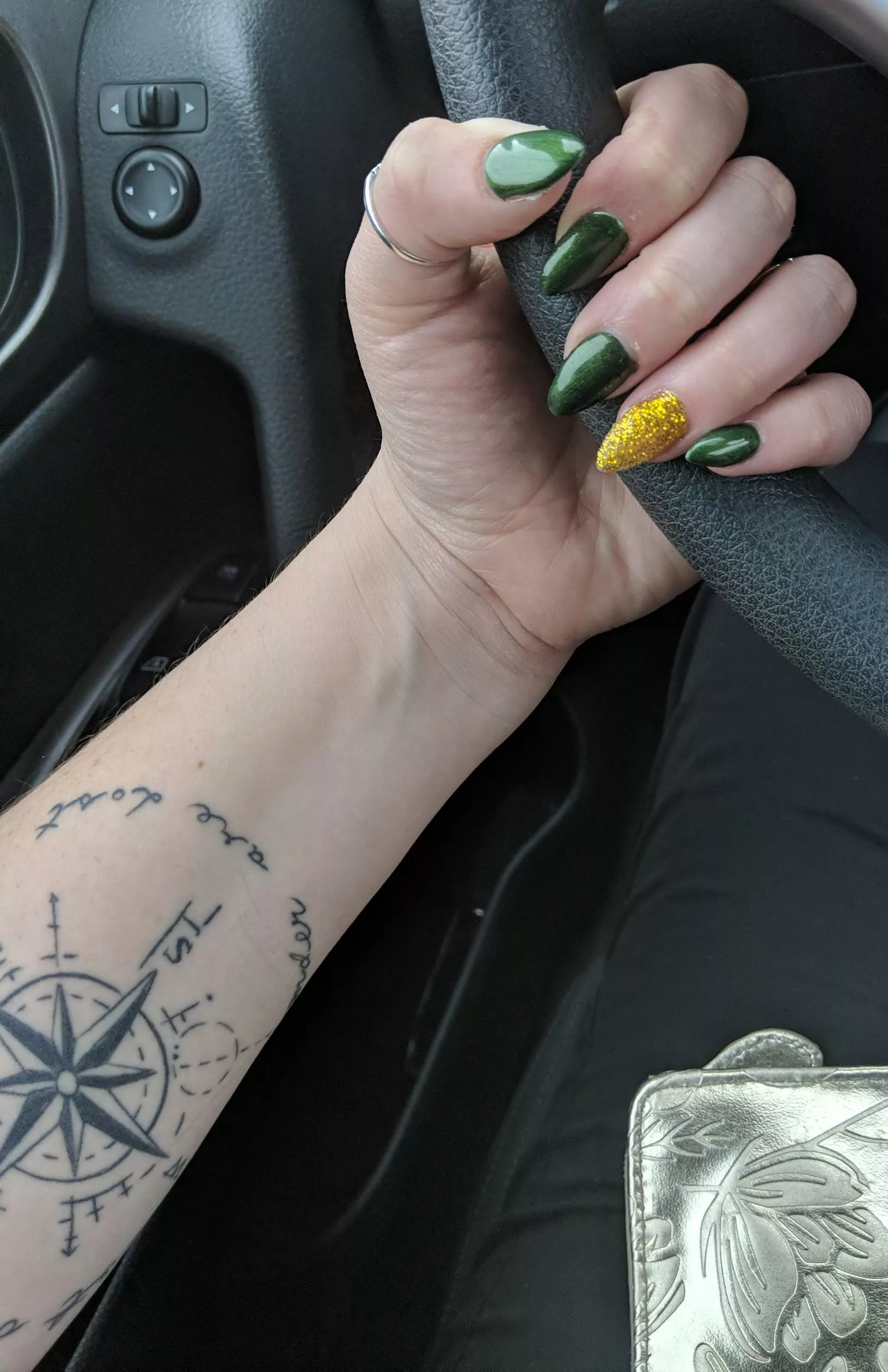 What would you like me to grab? ???