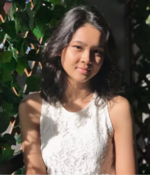 What you think about her? Dm for more