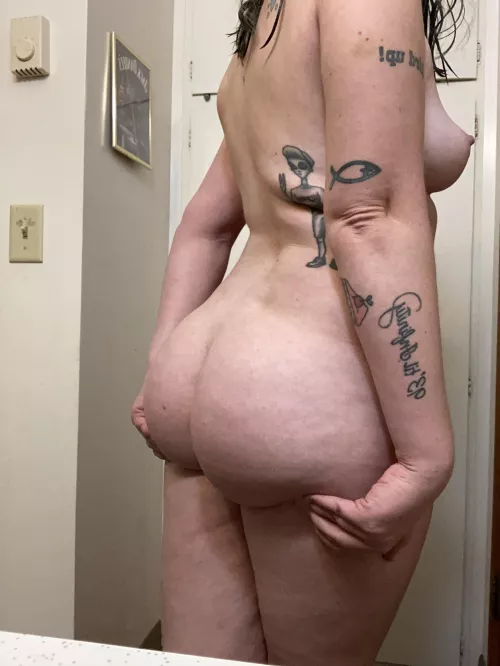 Whatcha think 1-10 be brutally honest (f)28 Whatcha think 1-10 be brutally honest (f)28
