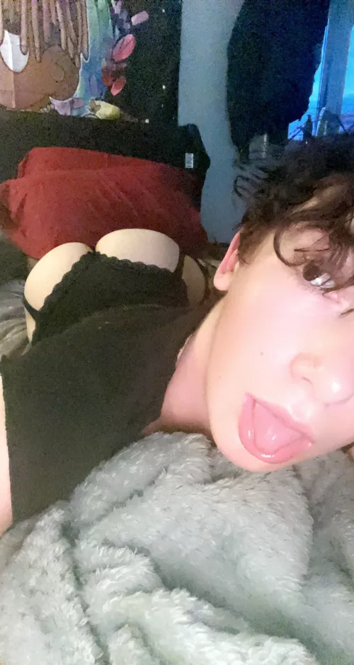 what’re you doing to do with these cheeks 😩