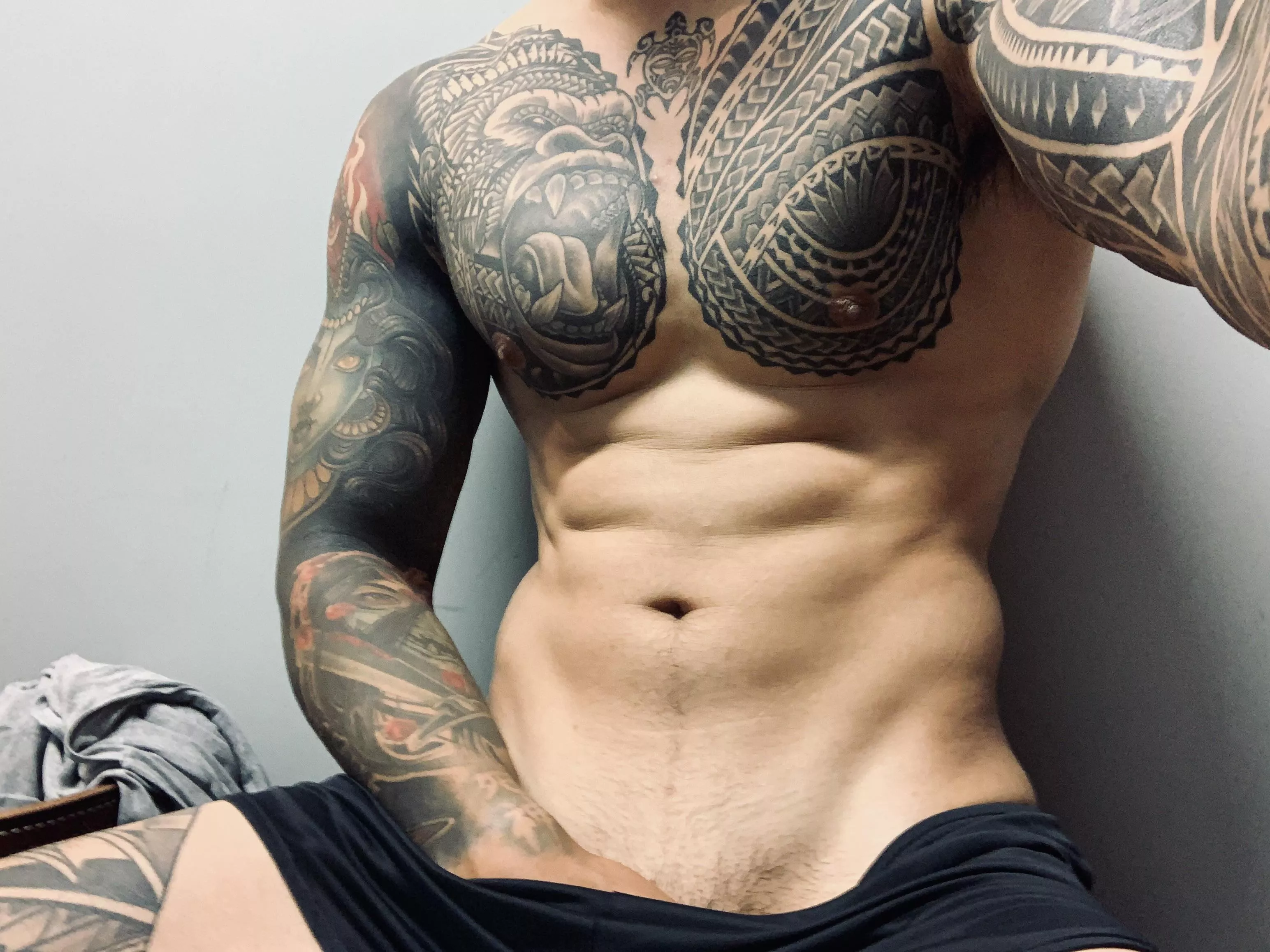 What’re you waiting for? 👅 What’re you waiting for? 👅