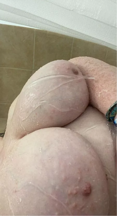 what’s better fucking in the shower or getting head in the shower? what’s better fucking in the shower or getting head in the shower?