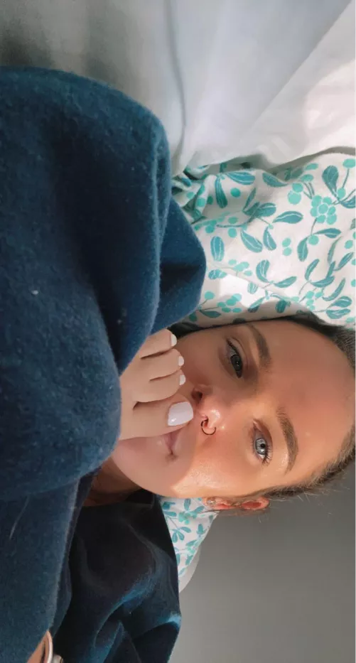 what’s better pretty eyes or pretty feet what’s better pretty eyes or pretty feet