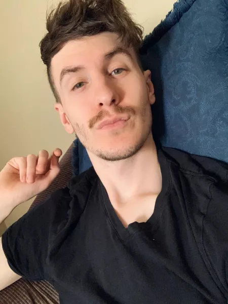 What’s everyone playing\ doing on this lovely day!💛 What’s everyone playing\ doing on this lovely day!💛