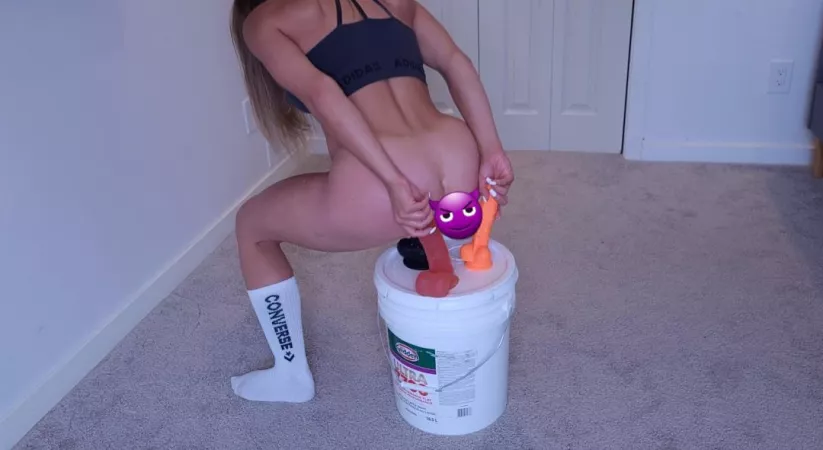 what's going on here π€