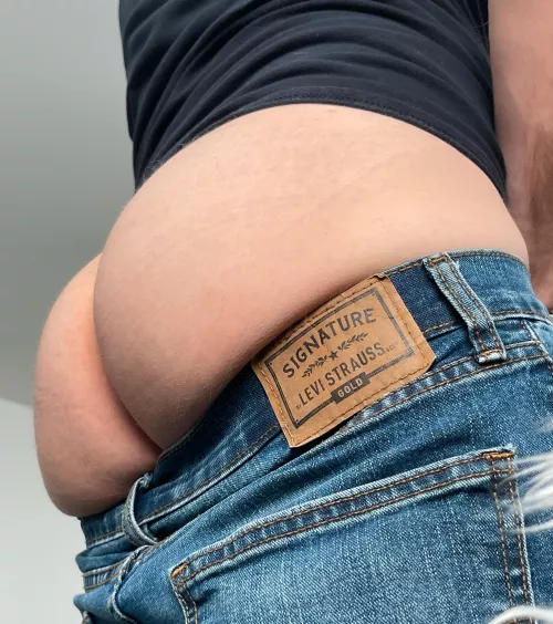 What’s hiding my jeans you ask?!