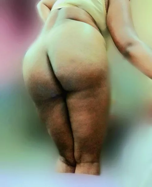 Whats your desire for my [f]at ass😝