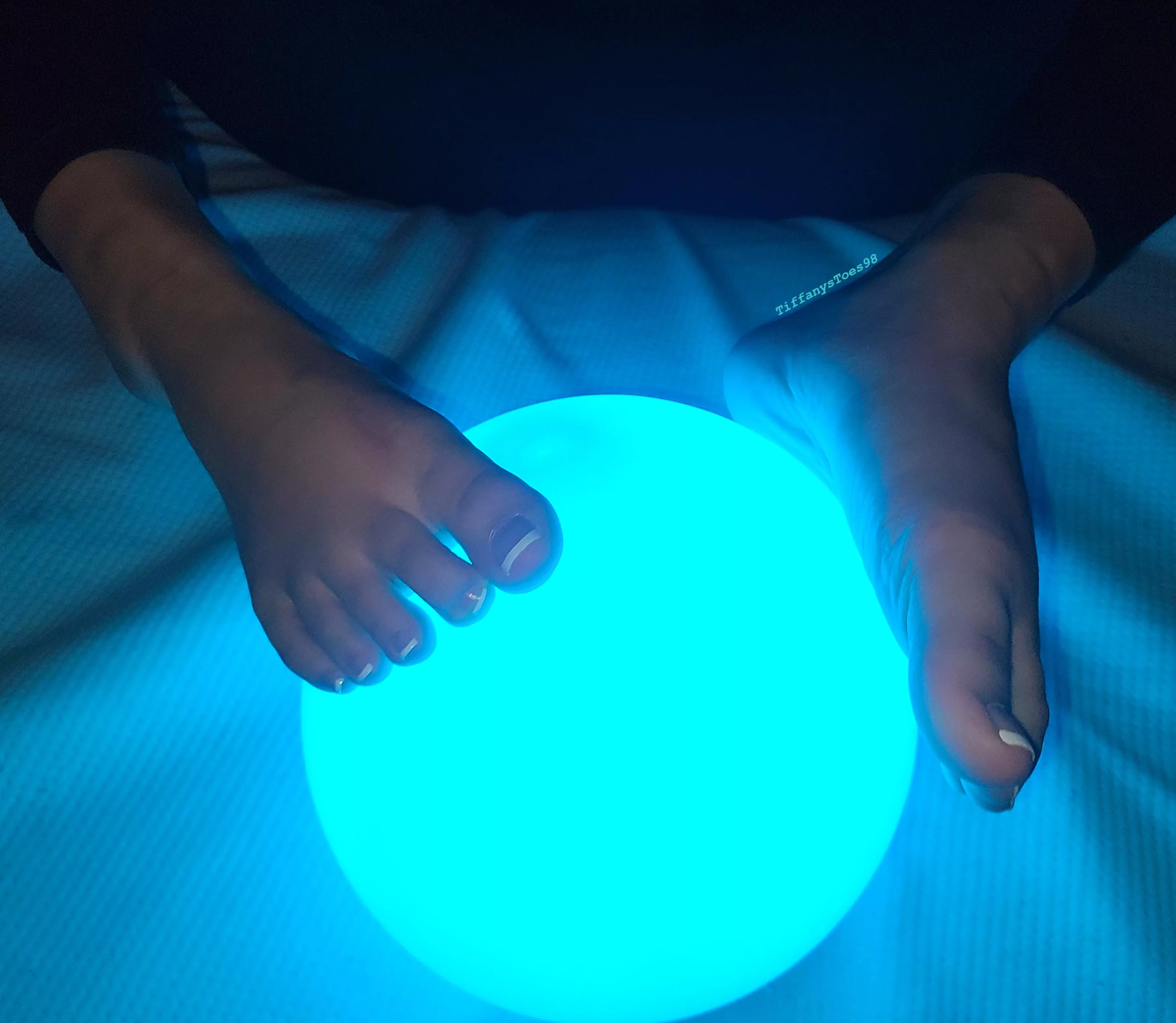 Whats your favorite color? Cum inside and tell me!🥵💦