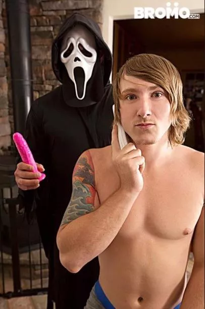 “What’s your favourite porno movie?” “What’s your favourite porno movie?”