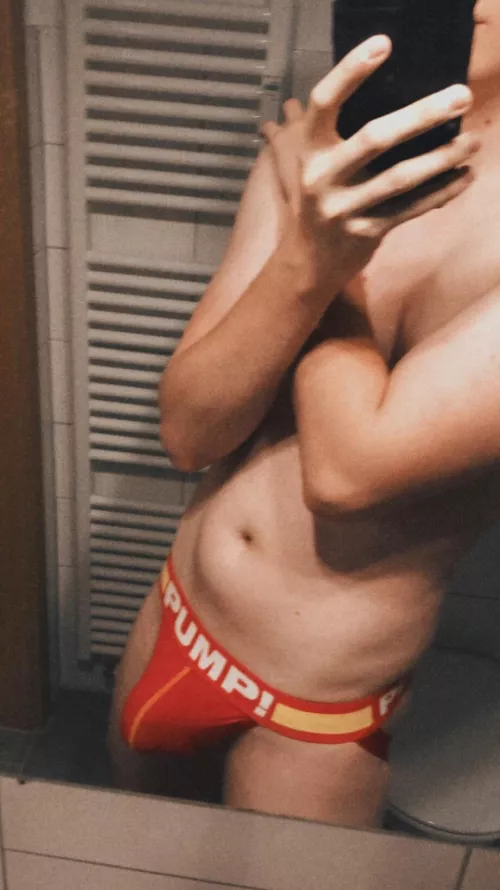 Whatβs your lounging type of underwear? For me jockstrap are high on the list. π