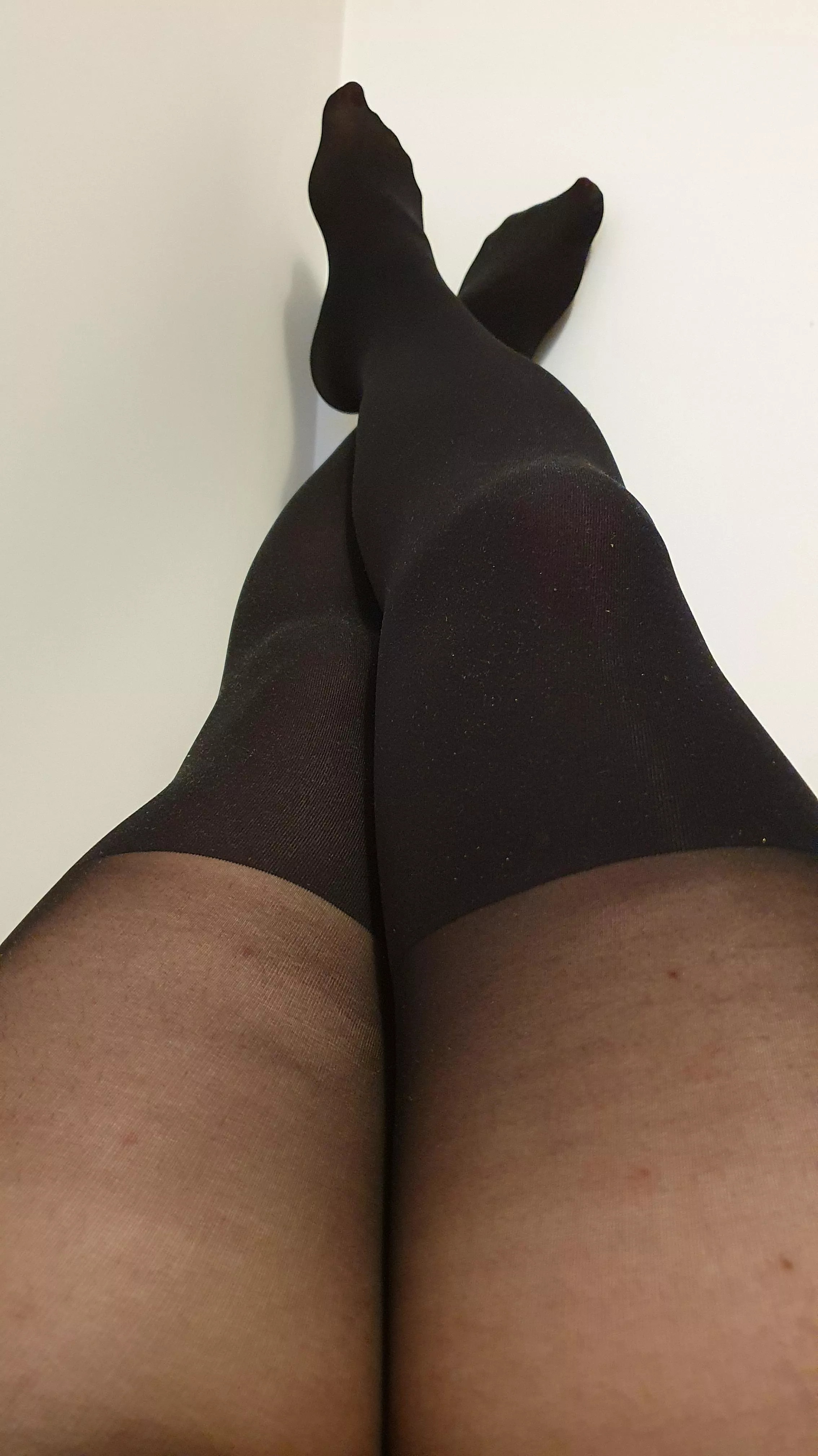 When I can't choose between tights and stockings... Which one do you prefer ? When I can't choose between tights and stockings... Which one do you prefer ?
